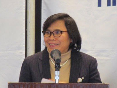 小島アンナ