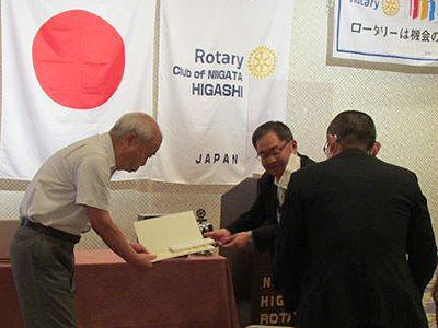 村山六郎