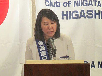 中静朝子
