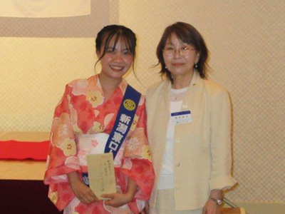 奨学金贈呈