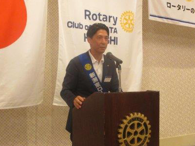 中野循雄