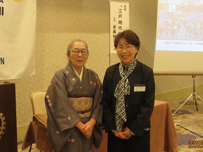 お礼の言葉と謝礼贈呈