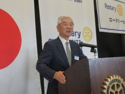 本間健一郎