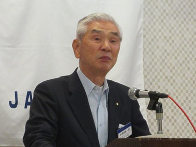 本間健一郎