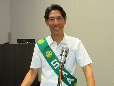 中野循雄