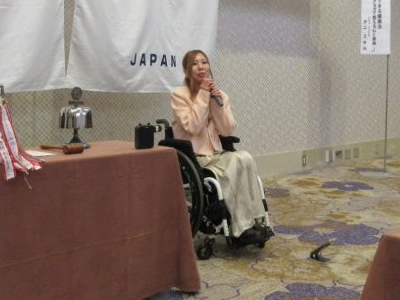 SRI YOGA　タニミキ さん